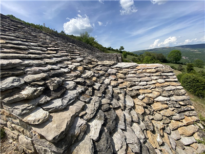 Cicruits touristiques en voiture ancienne dans le sud Aveyron